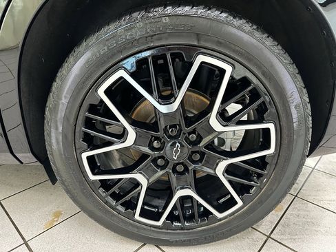 Certified 2024 Chevrolet Blazer RS w/ Driver Confidence II Package image 15