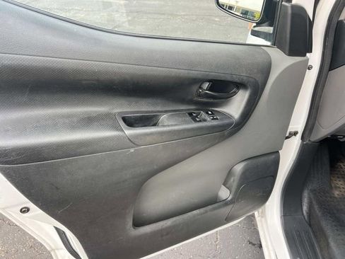 Used 2017 Chevrolet City Express LS FWD image 18