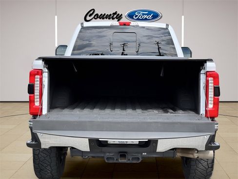 Used 2023 Ford F250 Lariat image 22