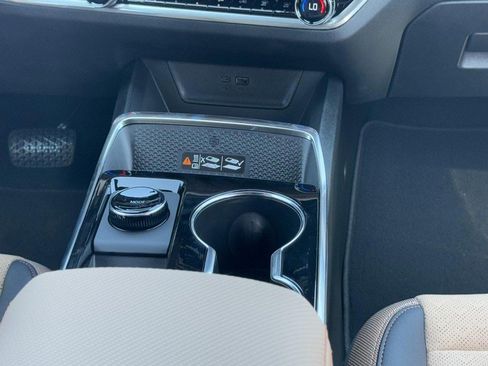 New 2026 Chevrolet Equinox ACTIV w/ Safety and Technology Package FWD image 27