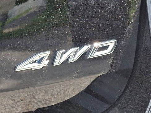 Used 2023 Ford Explorer XLT w/ Equipment Group 202A AWD/4WD image 32