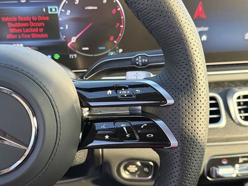 New 2026 Mercedes-Benz GLS 450 4MATIC image 28