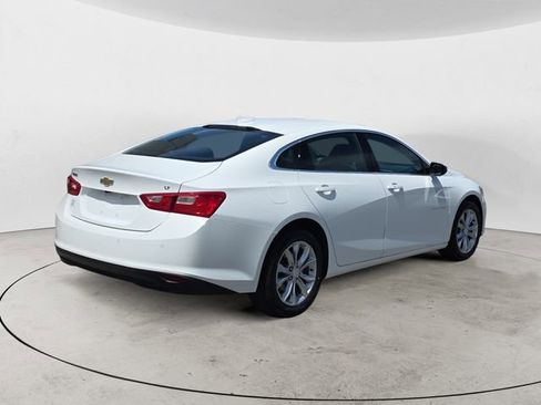 Used 2025 Chevrolet Malibu LT FWD image 5