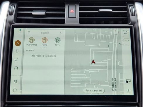 Used 2025 Land Rover Discovery S image 17