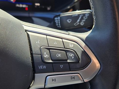 Used 2022 Volkswagen Taos SE w/ IQ.Drive SE Package image 26