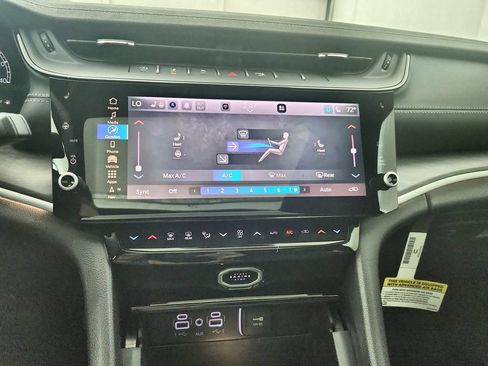 New 2026 Jeep Grand Cherokee Limited AWD/4WD image 26