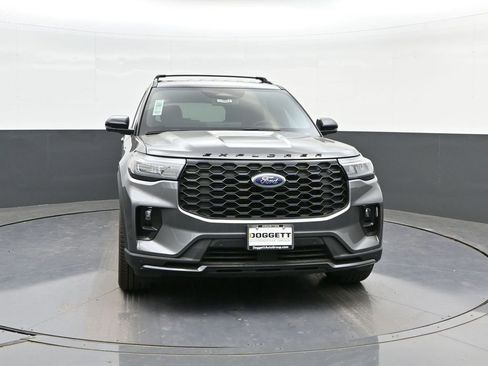 New 2025 Ford Explorer ST-Line w/ Premium Package image 8