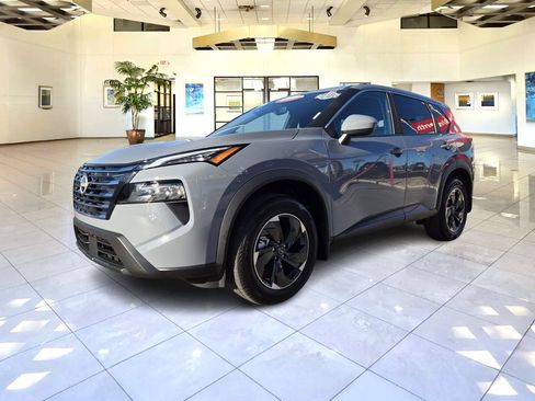 Certified 2026 Nissan Rogue SV image 1