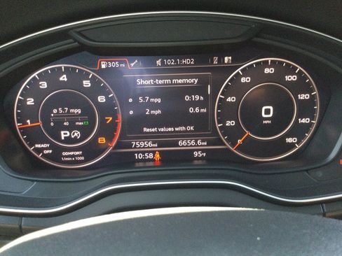 Used 2018 Audi Q5 2.0T Premium Plus w/ Premium Plus Package AWD/4WD image 24