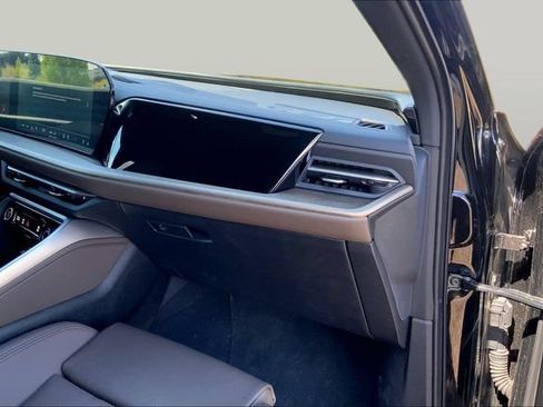 Used 2025 Audi Q5 Premium Plus w/ Premium Plus AWD/4WD image 16