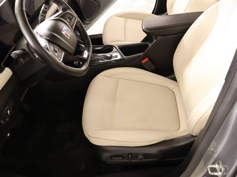Used 2025 Buick Encore GX Sport Touring w/ Comfort Package FWD image 11