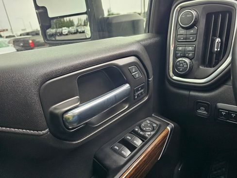 Used 2023 Chevrolet Silverado 3500 High Country AWD/4WD image 42