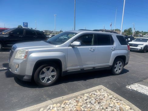 Used 2014 GMC Terrain SLE FWD image 19