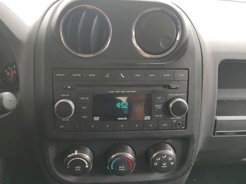 Used 2016 Jeep Patriot Sport w/ Power Value Group AWD/4WD image 7