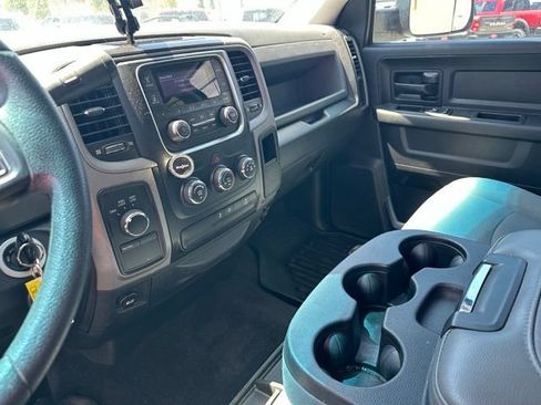 Used 2018 RAM 2500 Tradesman w/ Chrome Appearance Group AWD/4WD image 29