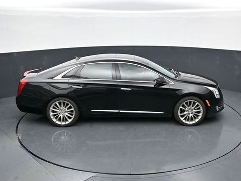 Used 2013 Cadillac XTS Platinum FWD image 33