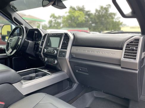 Used 2017 Ford F350 Platinum w/ Platinum Ultimate Package AWD/4WD image 12