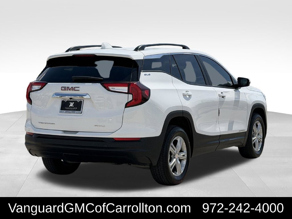Used 2024 GMC Terrain SLE AWD/4WD image 9
