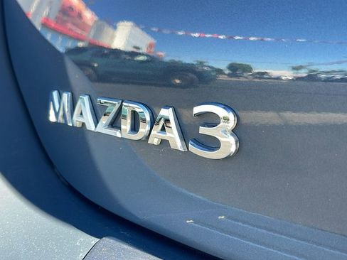 Used 2023 MAZDA MAZDA3 s image 30