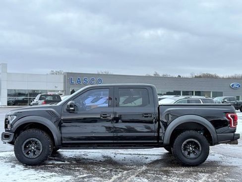 Certified 2018 Ford F150 Raptor w/ Equipment Group 802A Luxury image 43