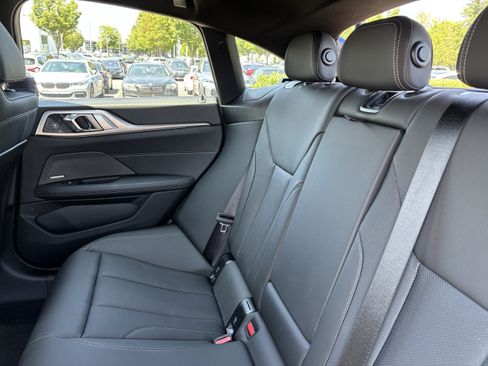 Certified 2025 BMW M440i RWD image 32