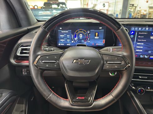 Used 2026 Chevrolet Traverse RS w/ LPO, Floor Liner Package AWD/4WD image 23