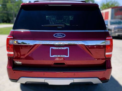 Used 2018 Ford Expedition Max XLT w/ Equipment Group 202A AWD/4WD image 4