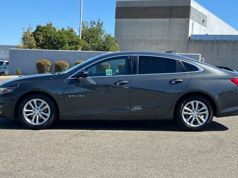 Used 2018 Chevrolet Malibu LT FWD image 9