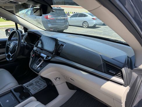 Used 2025 Honda Odyssey EX-L image 24