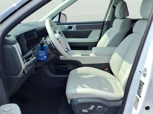 New 2026 Hyundai Santa Fe SEL FWD image 9