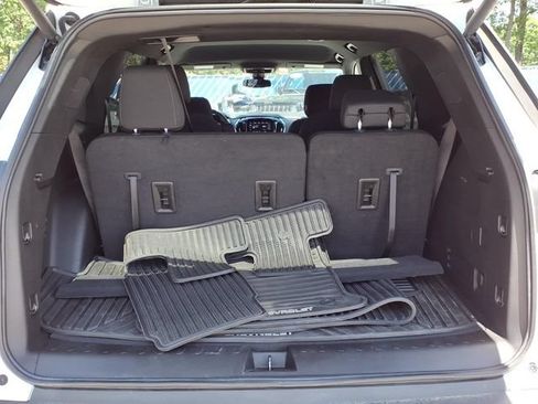 Used 2023 Chevrolet Traverse LT AWD/4WD image 6