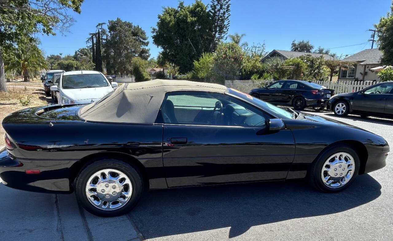 Used 1997 Chevrolet Camaro LT w/ Preferred Equipment Group 2 RWD image 7