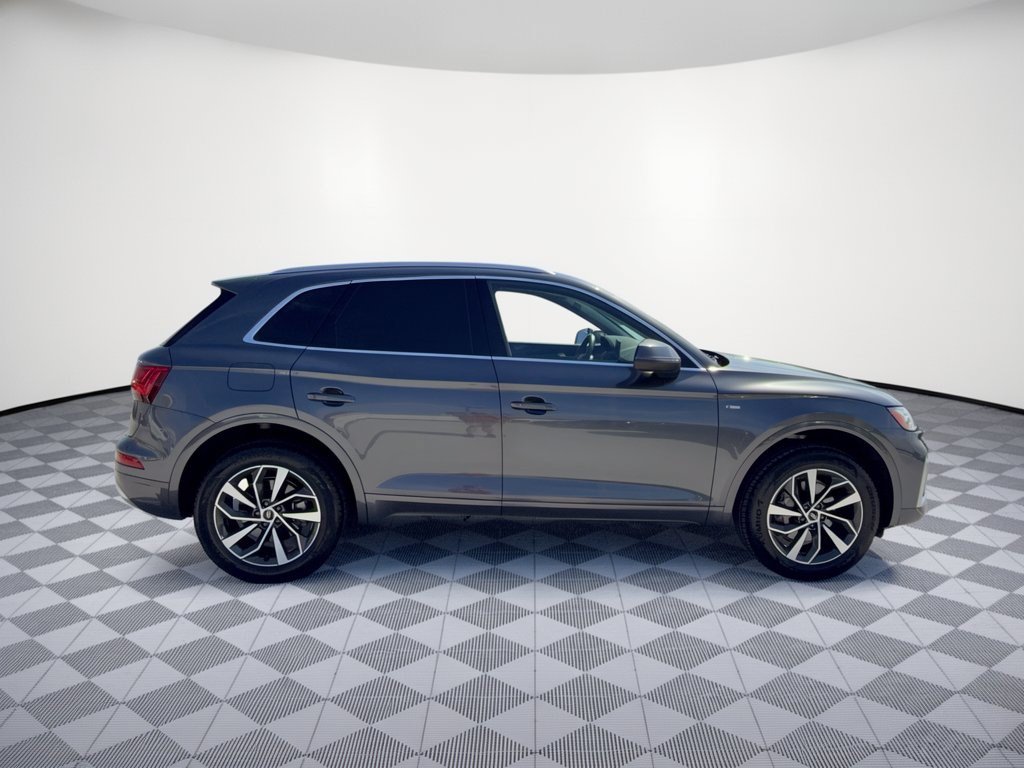 Used 2023 Audi Q5 2.0T Premium Plus w/ Premium Plus Package AWD/4WD image 8