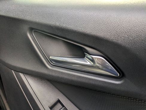 Certified 2025 Chevrolet Equinox RS image 30