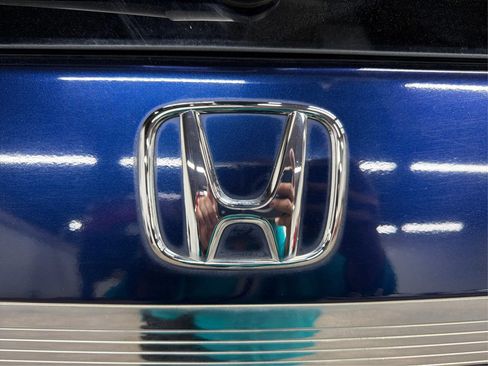 Used 2015 Honda Odyssey LX image 37