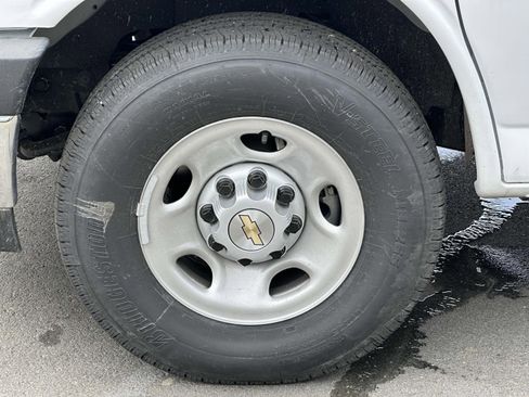 New 2025 Chevrolet Express 3500 w/ Power Convenience Package image 6