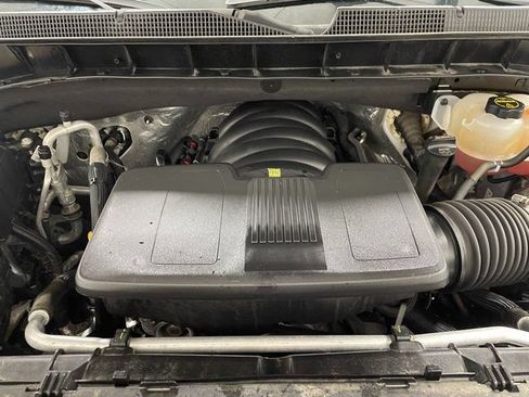 Used 2024 Chevrolet Silverado 1500 RST AWD/4WD image 23