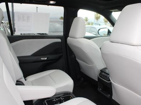 Certified 2025 Lexus TX 350 AWD w/ Technology Package image 7