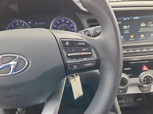 Used 2019 Hyundai Elantra SEL image 19