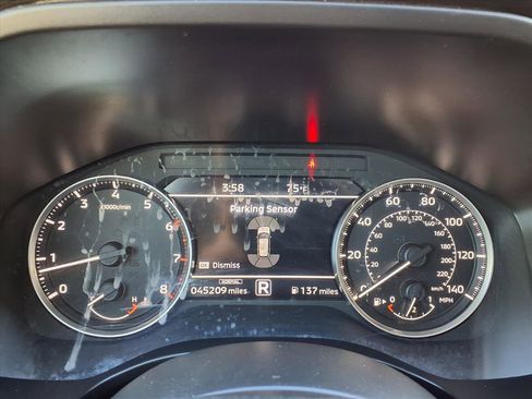 Used 2024 Mitsubishi Outlander SE image 28