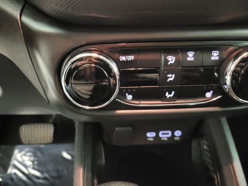 Certified 2023 Chevrolet TrailBlazer LT w/ Convenience Package image 8