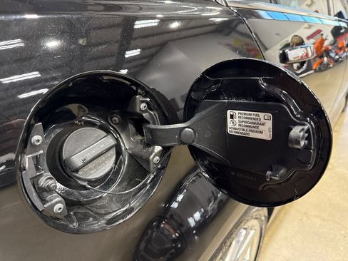 Used 2015 Chevrolet SS RWD image 75