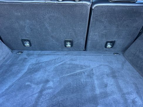 Used 2018 Mercedes-Benz GLE 350 4MATIC image 34