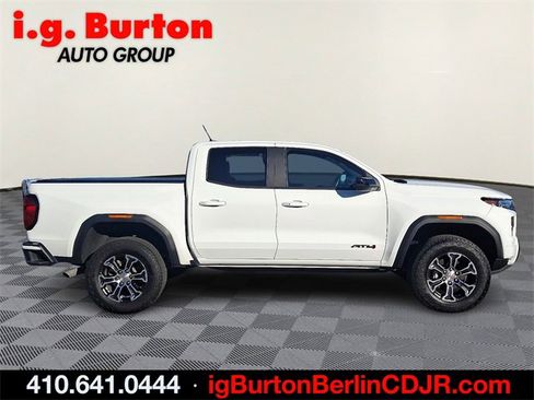 Used 2024 GMC Canyon AT4 w/ AT4 Premium Package image 7