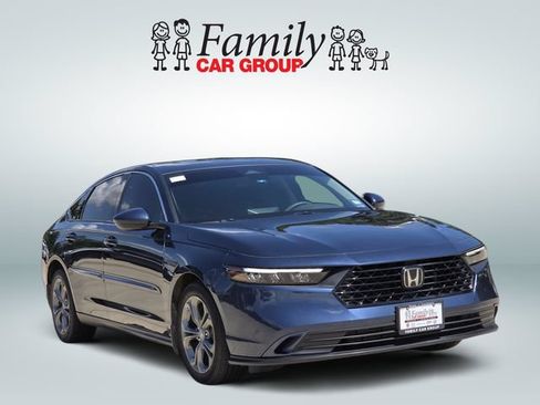 Used 2024 Honda Accord EX image 2