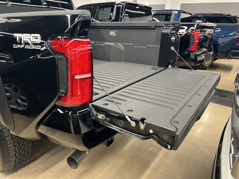 Used 2026 Toyota Tacoma TRD Off-Road AWD/4WD image 21