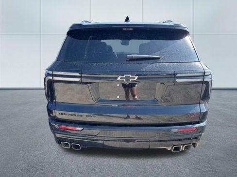 Used 2026 Chevrolet Traverse RS w/ LPO, Floor Liner Package AWD/4WD image 3