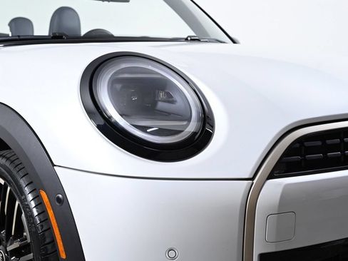 Used 2025 MINI Cooper S FWD image 13