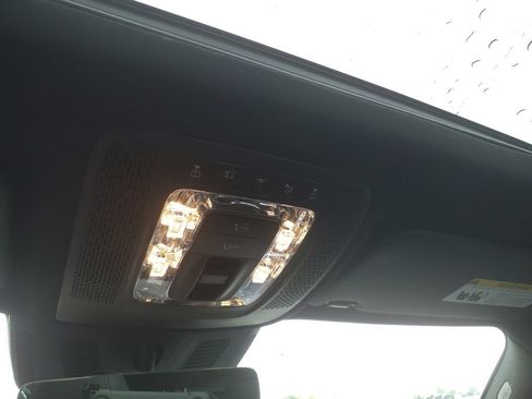 Certified 2024 Mercedes-Benz GLB 35 AMG 4MATIC image 31