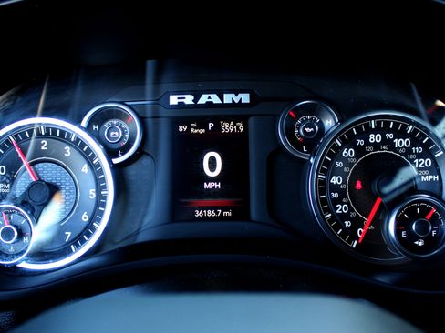 Used 2024 RAM 2500 Tradesman image 24